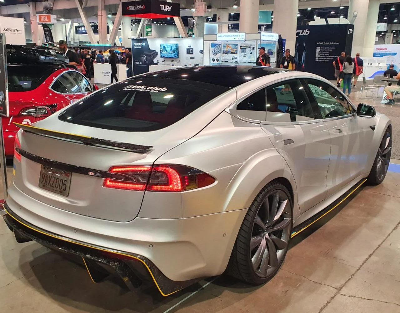 Tesla Model S Wild Body