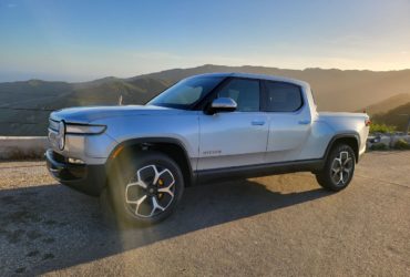 RIVIAN R1T